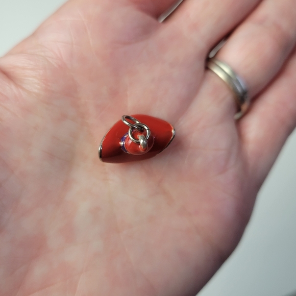 Red Hat Enameled Pendant Charm - Picture 4 of 5